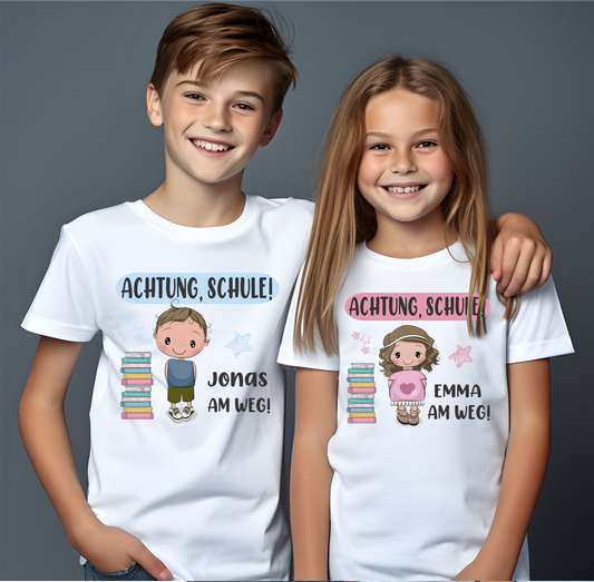 Kinder SHIRT zur ersten Klasse, Achtung, Schule! für Jungen-am Weg