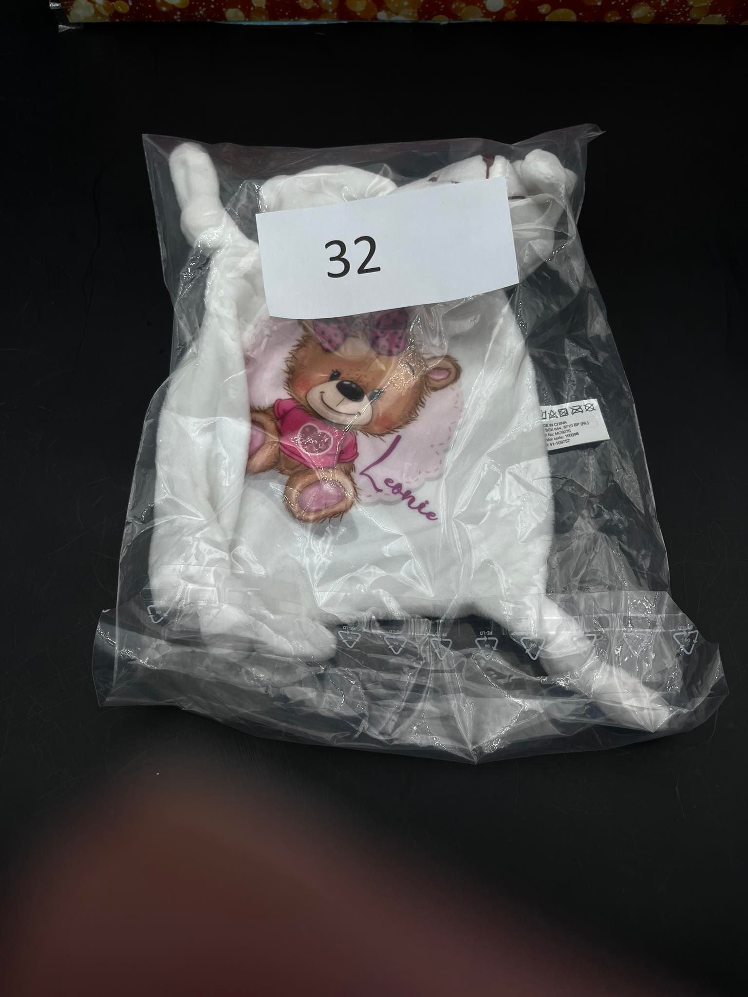 Verkauf von Produkten mit 50% Rabatt. KUSCHELTIER